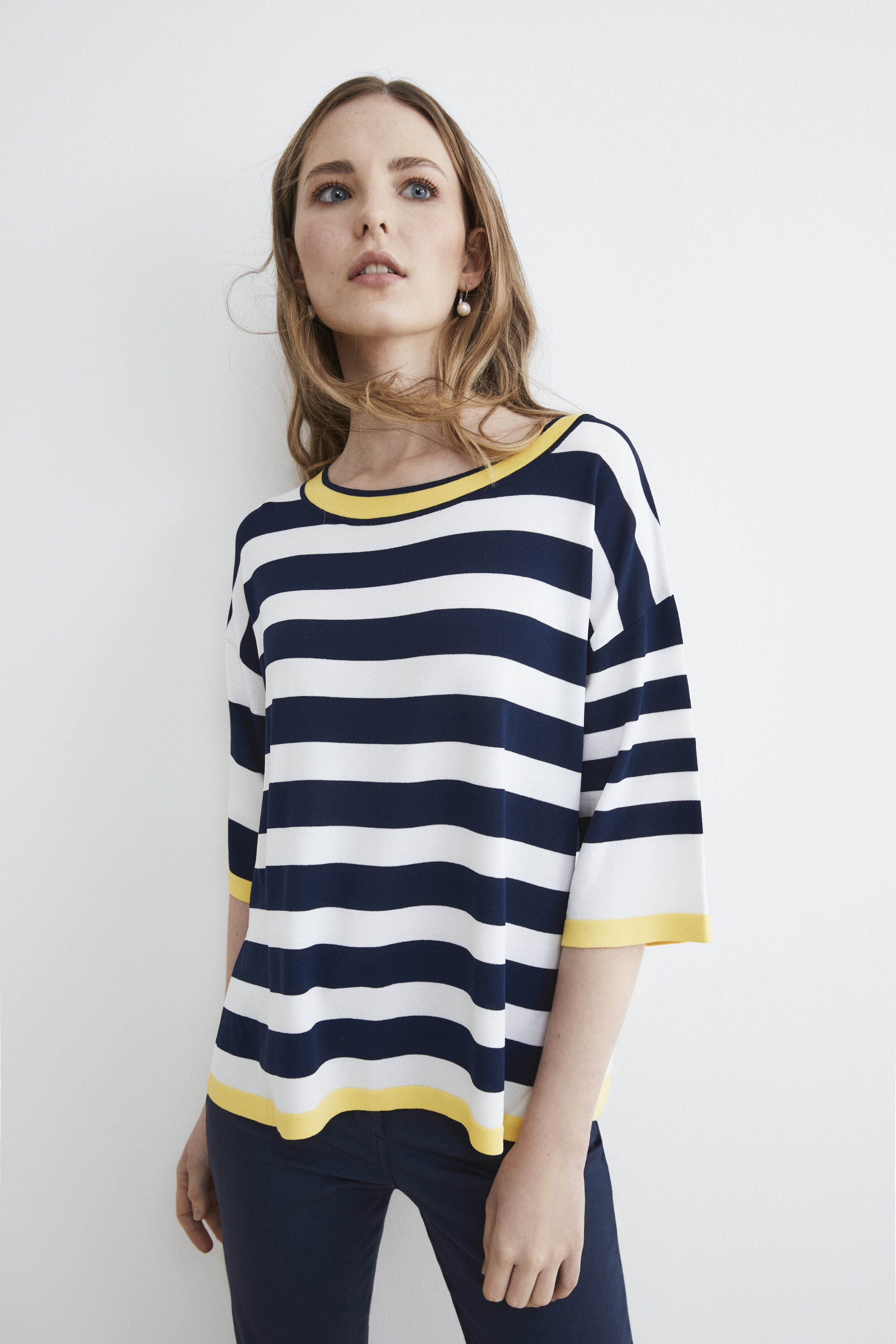 Striped patterned sweater - Blue stripe