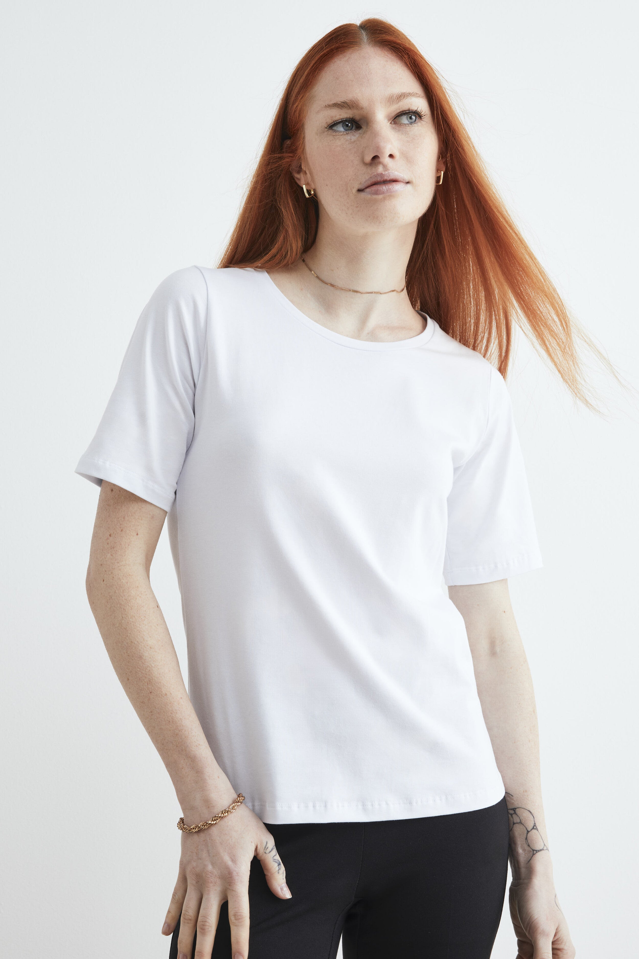 T-shirt girocollo da donna - BIANCO