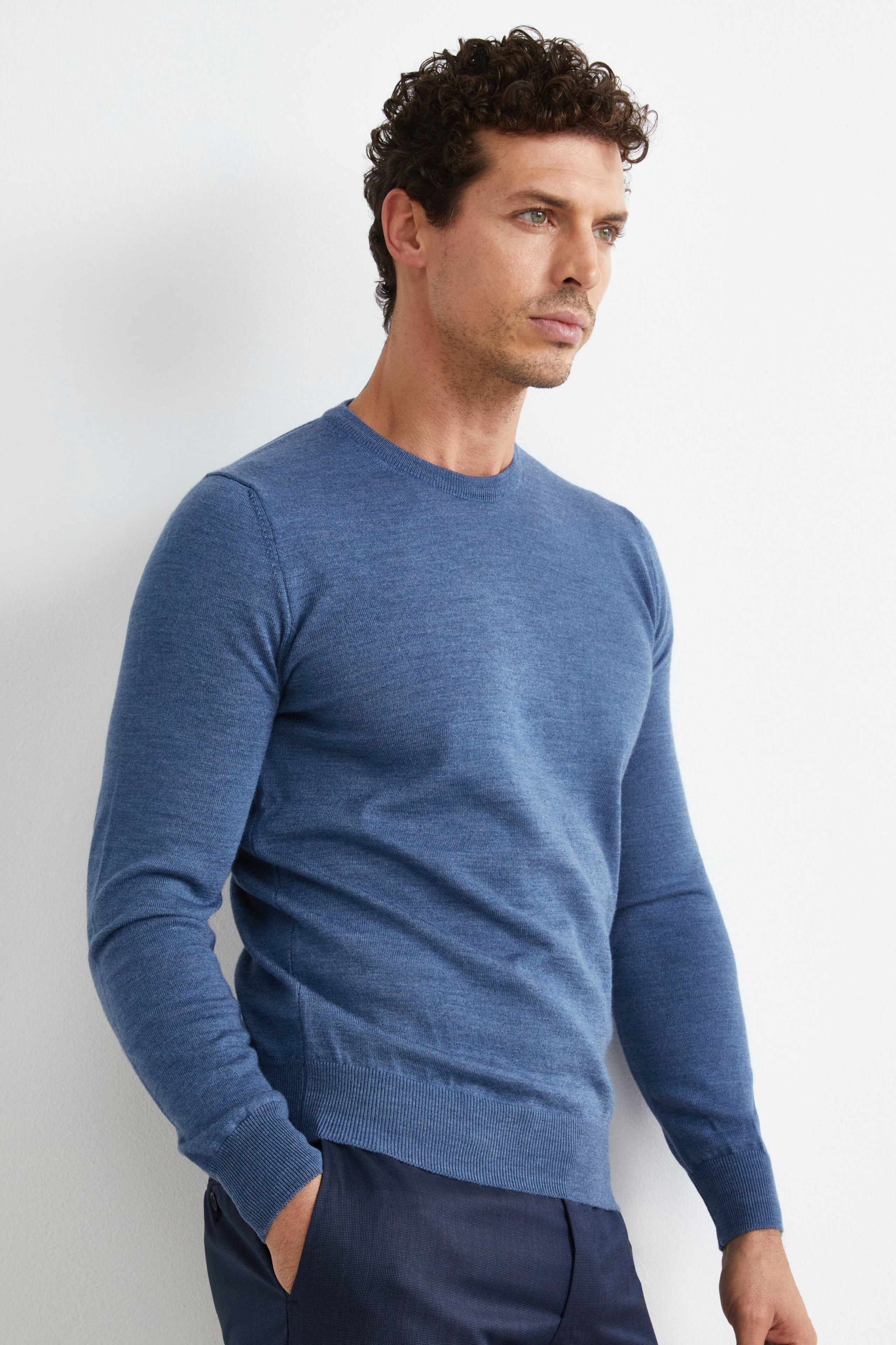 Rundhalsausschnitt Pullover aus Merinowolle - DENIM