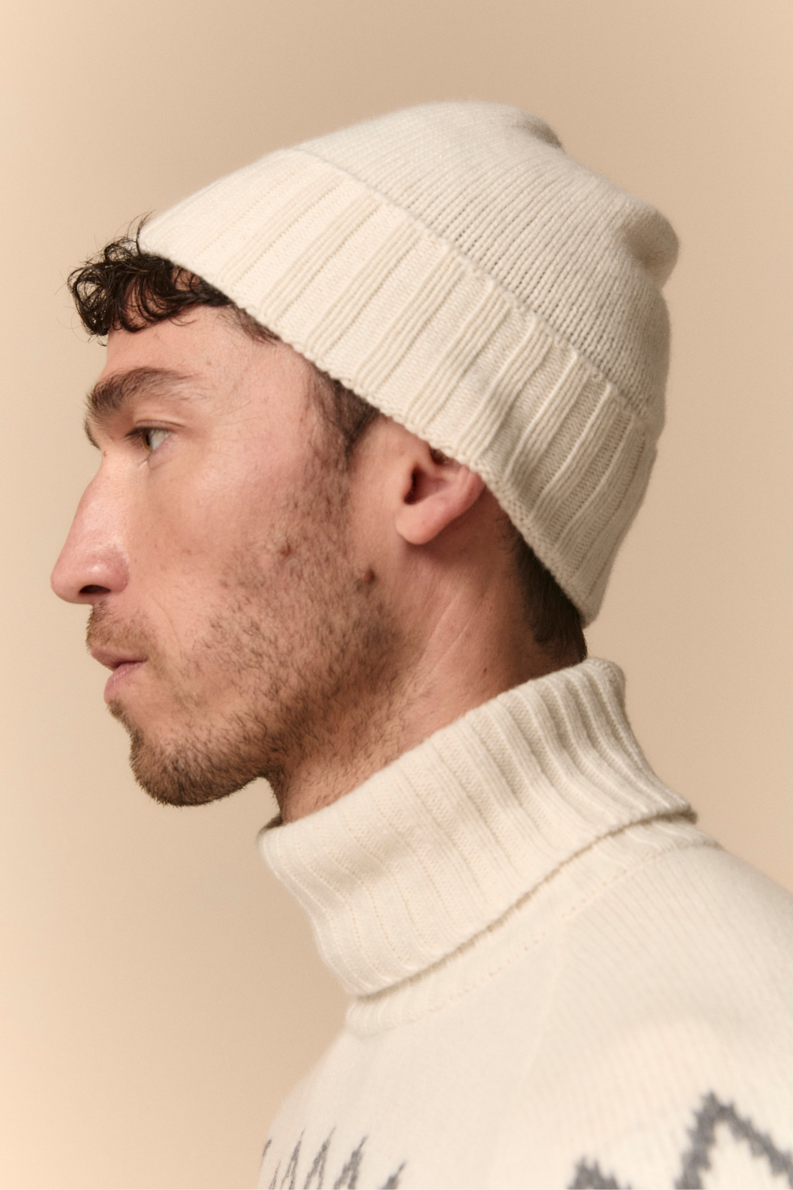 Ribbed hat with rolled edge - ECRU