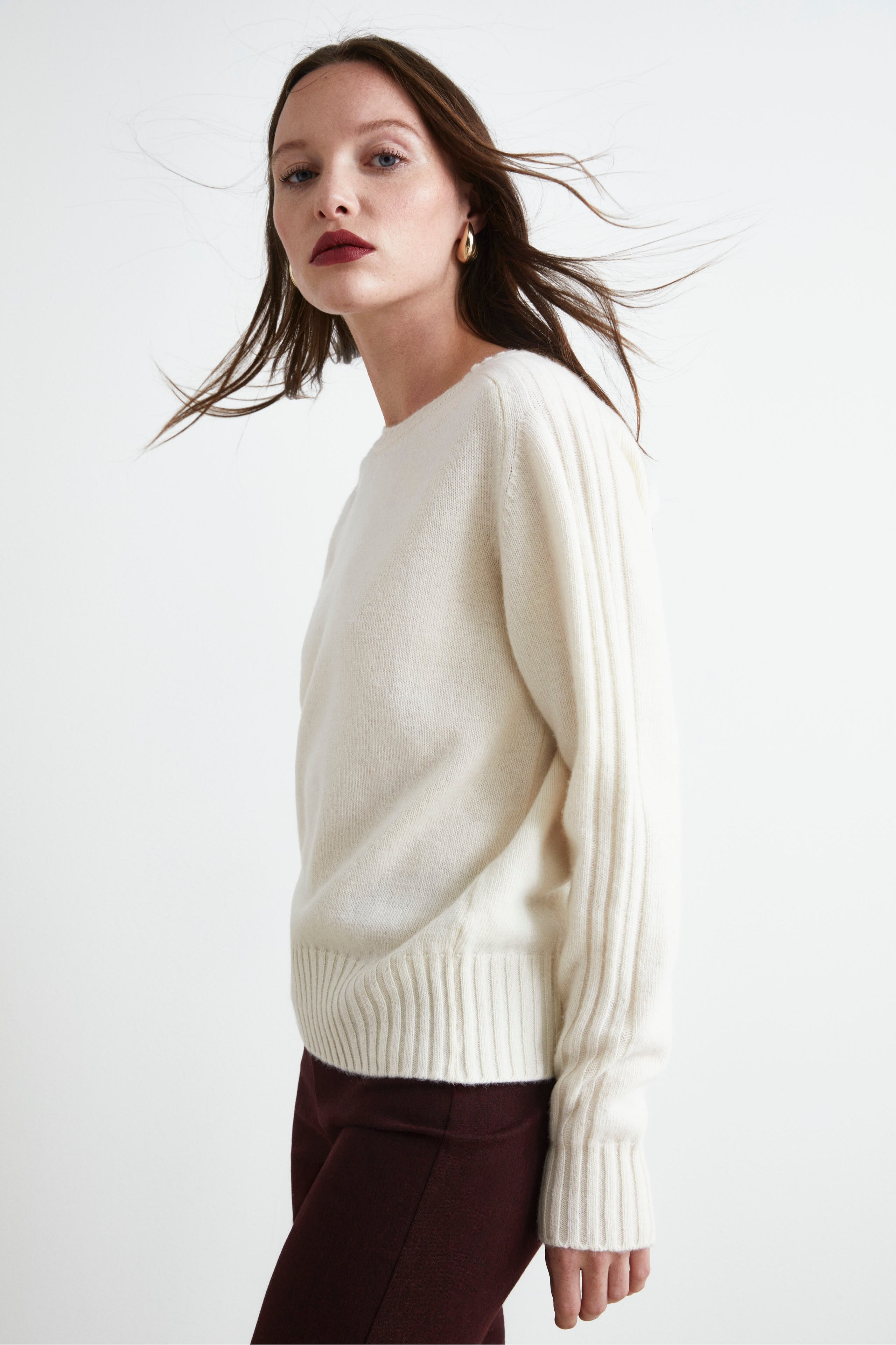 Wool and cashmere sweater with boat neckline - Cream white