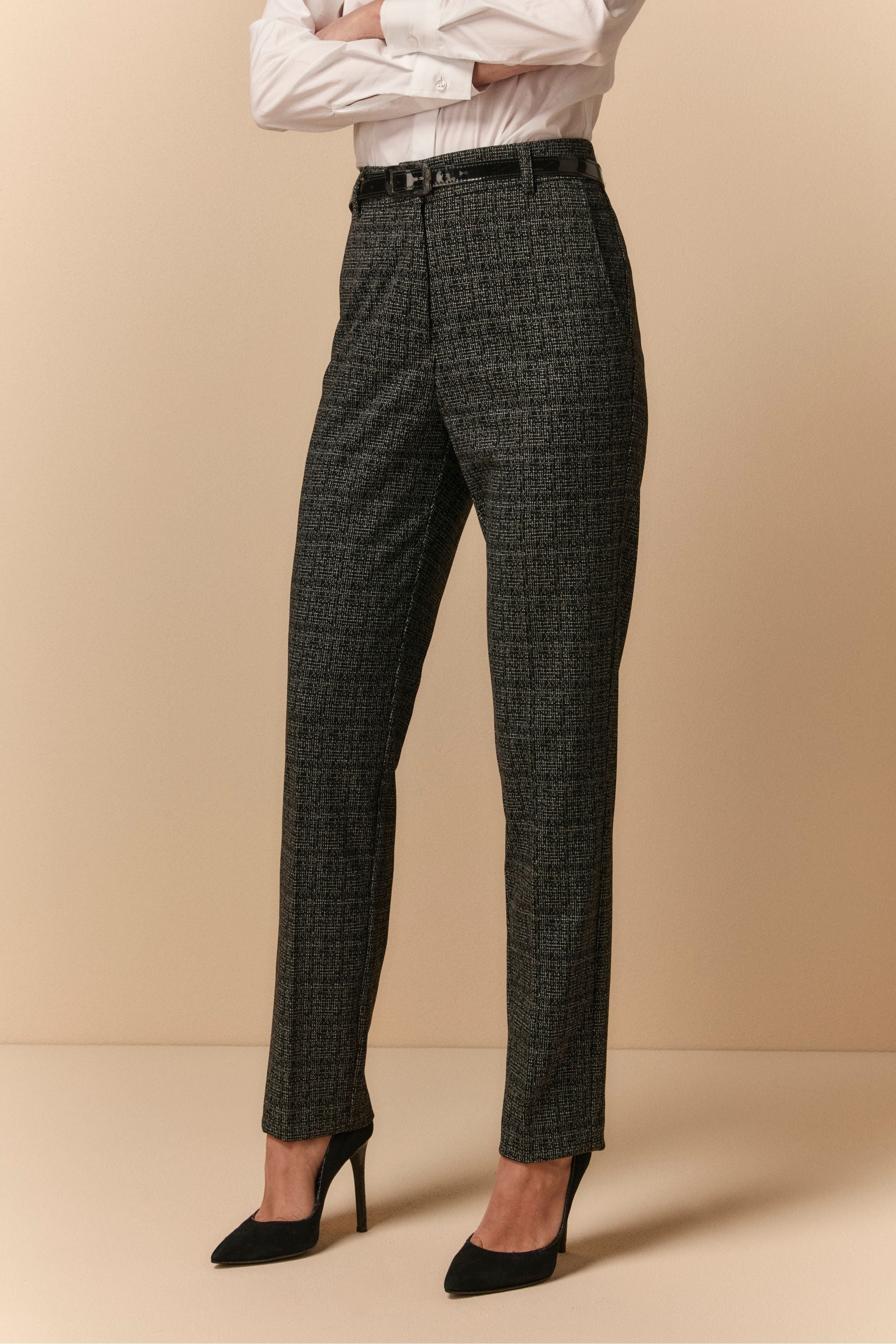 Elegant Cigarette Trousers - -