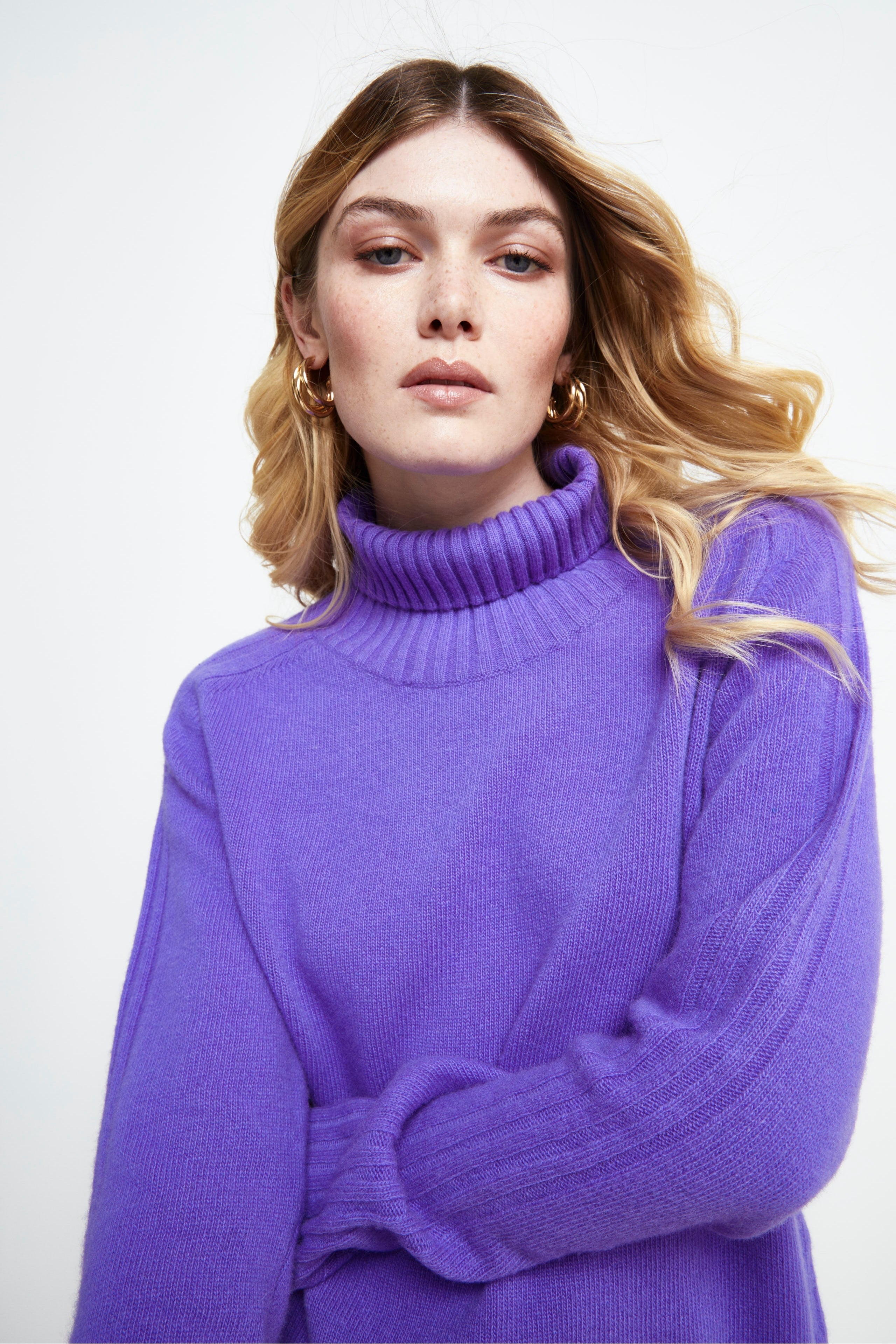 Raglan Turtleneck in Wool and Cashmere - PURPLE