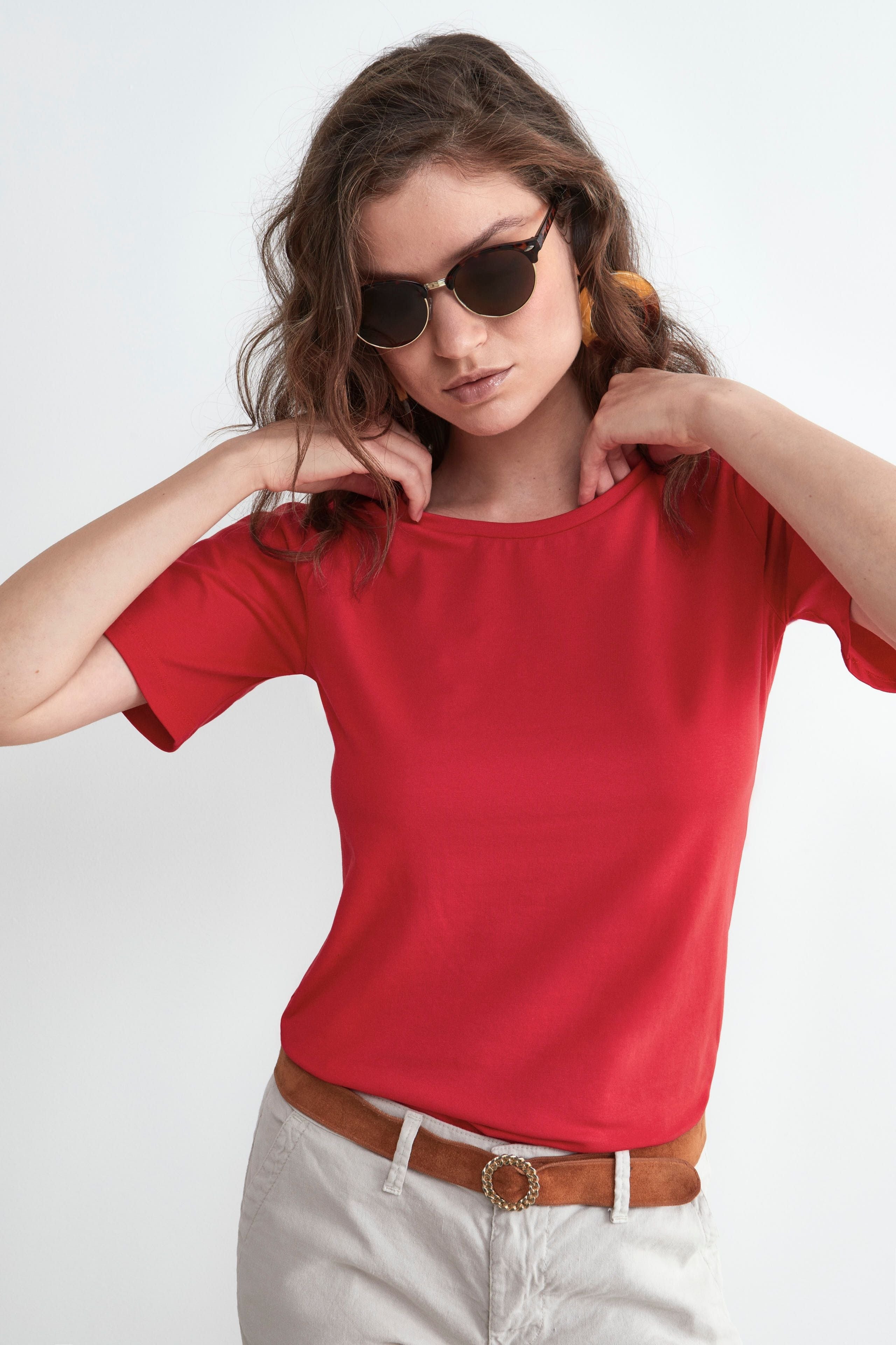 Women’s crew-neck T-shirt - RED