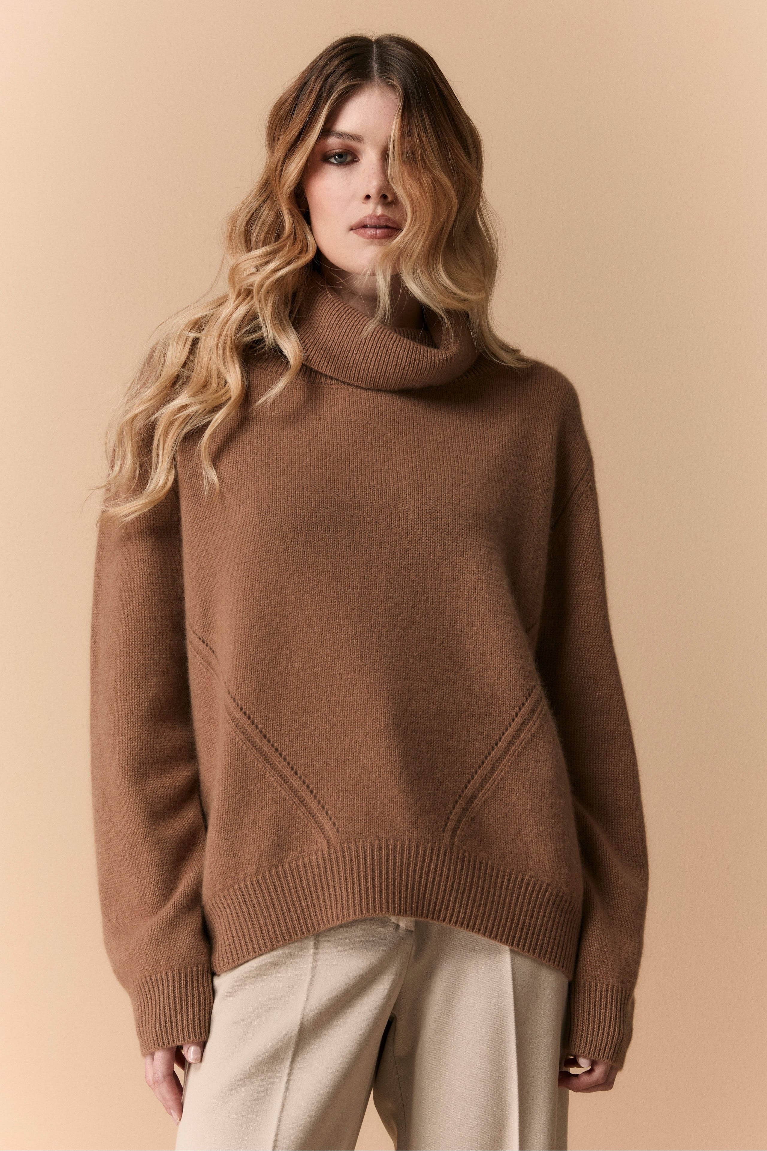 Dolcevita Over in Cashmere - CAMMELLO