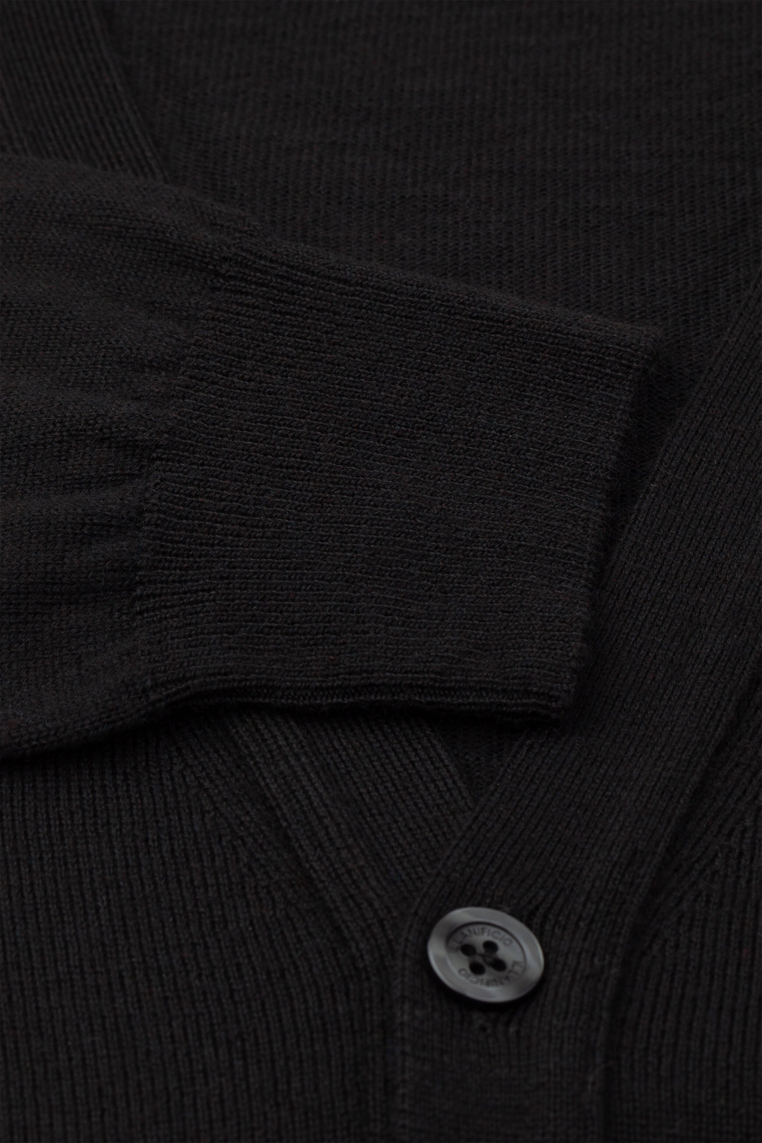 Woollen buttoned cardigan - BLACK