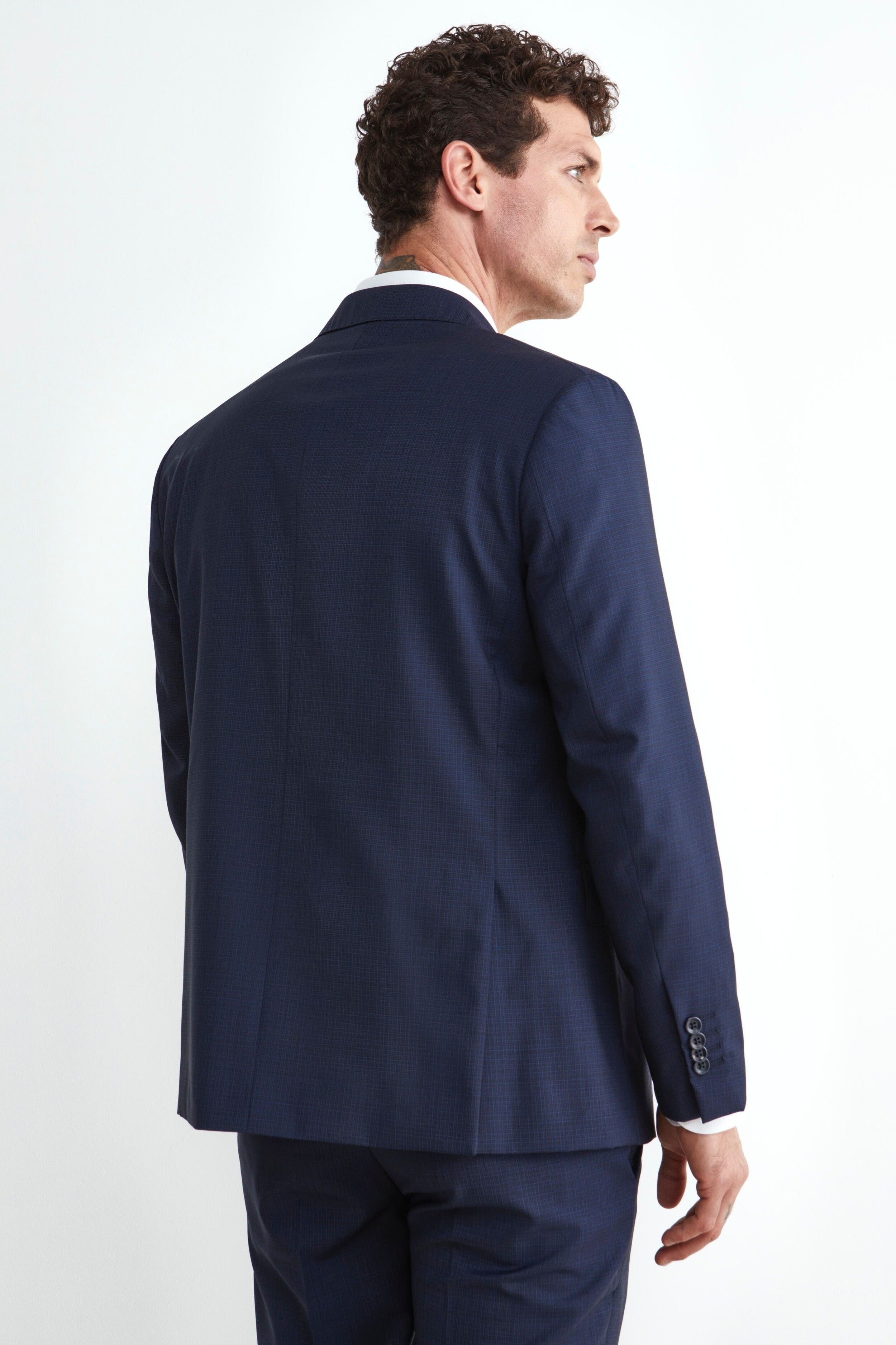 Elegant Blue Check Suit - Blue pattern