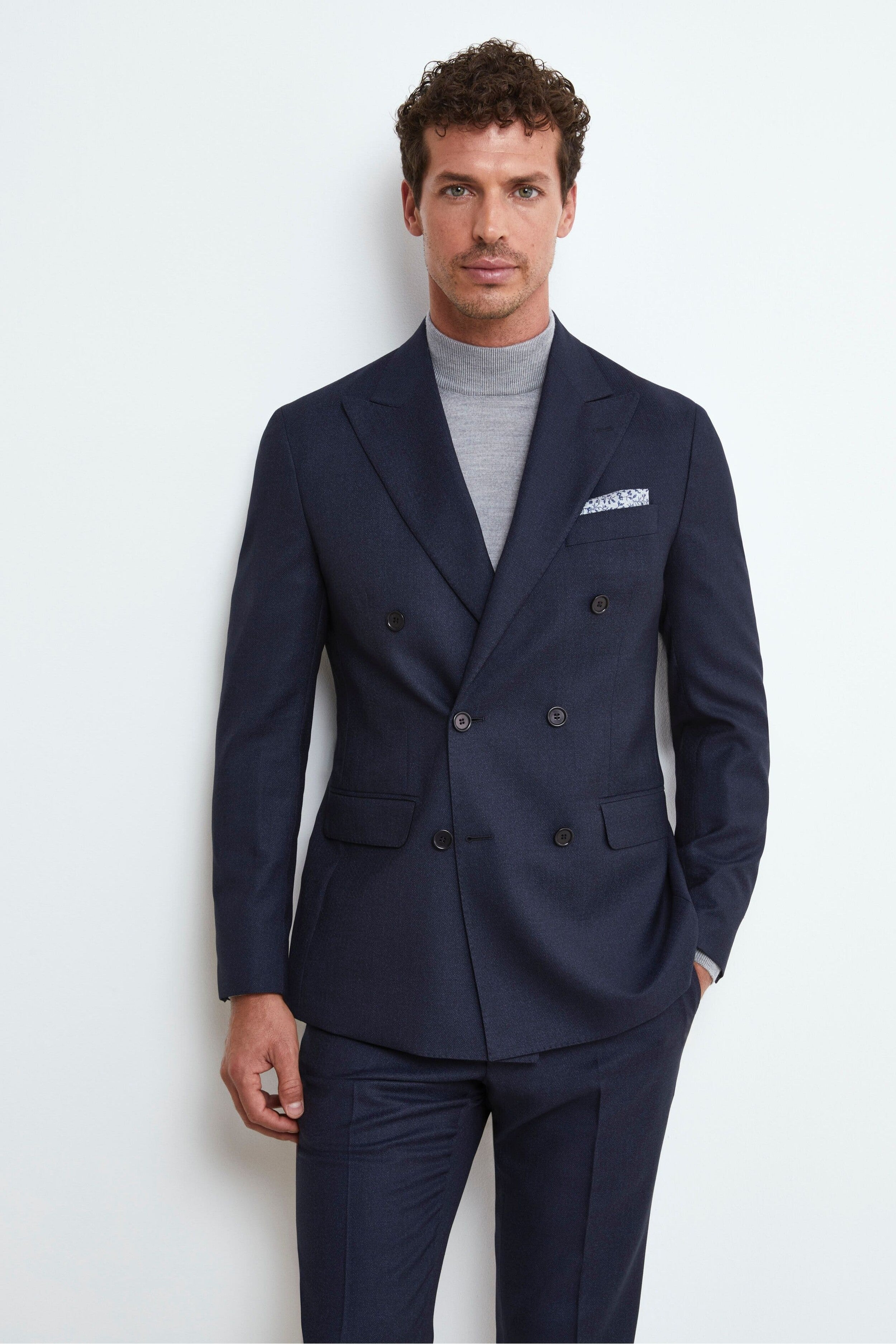 Double-Breasted Wool Suit with Peak Lapels - BLUE