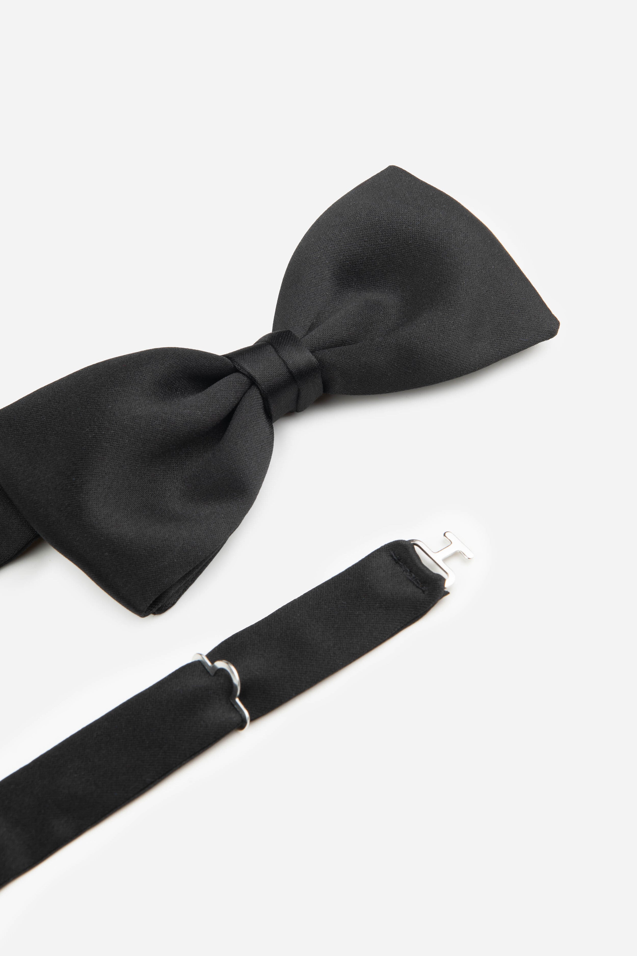 Satin bow tie - BLACK