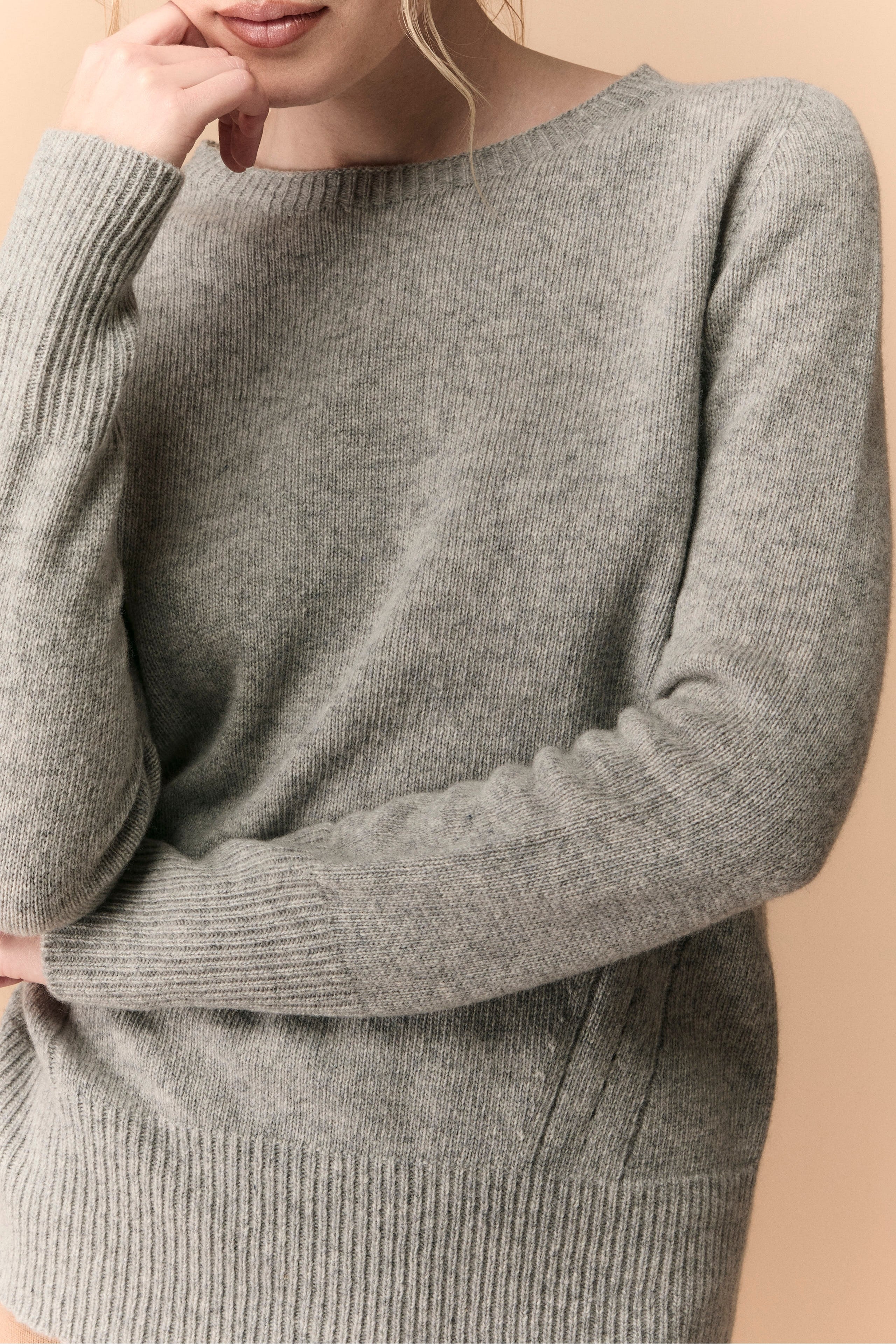 Crew Neck Sweater in Merino Wool - Light grey