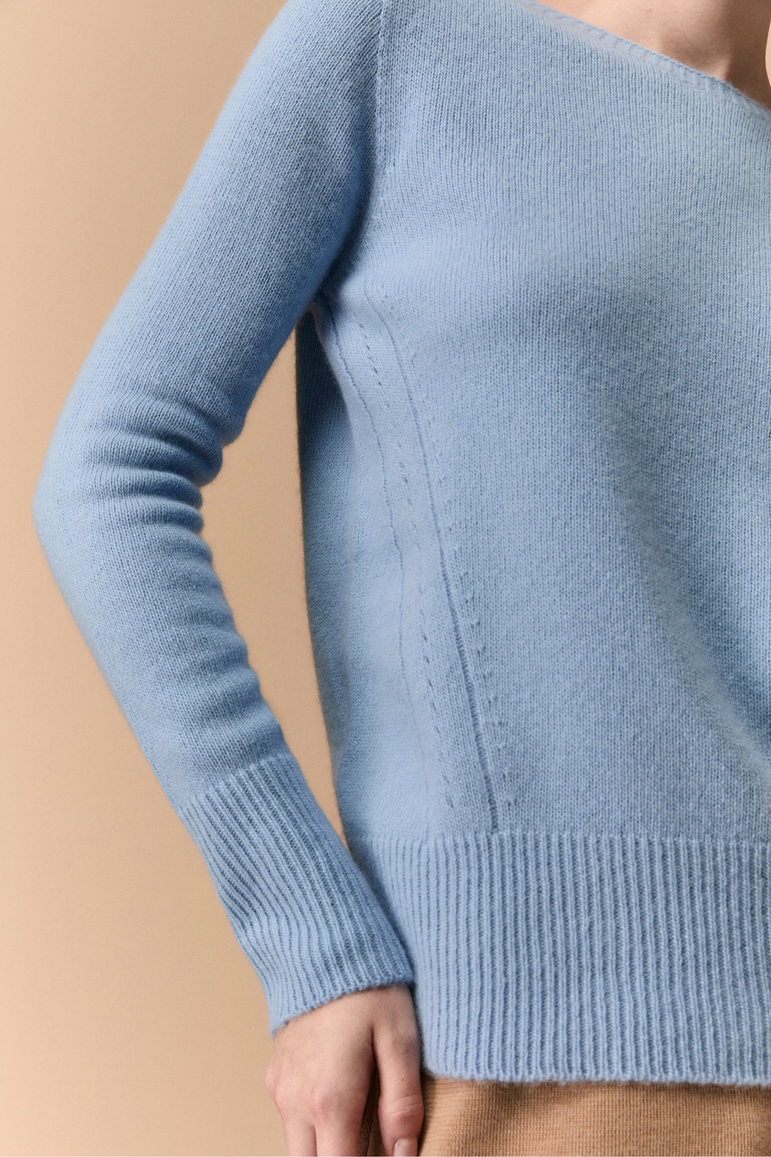 Crew Neck Sweater in Merino Wool - Light blue