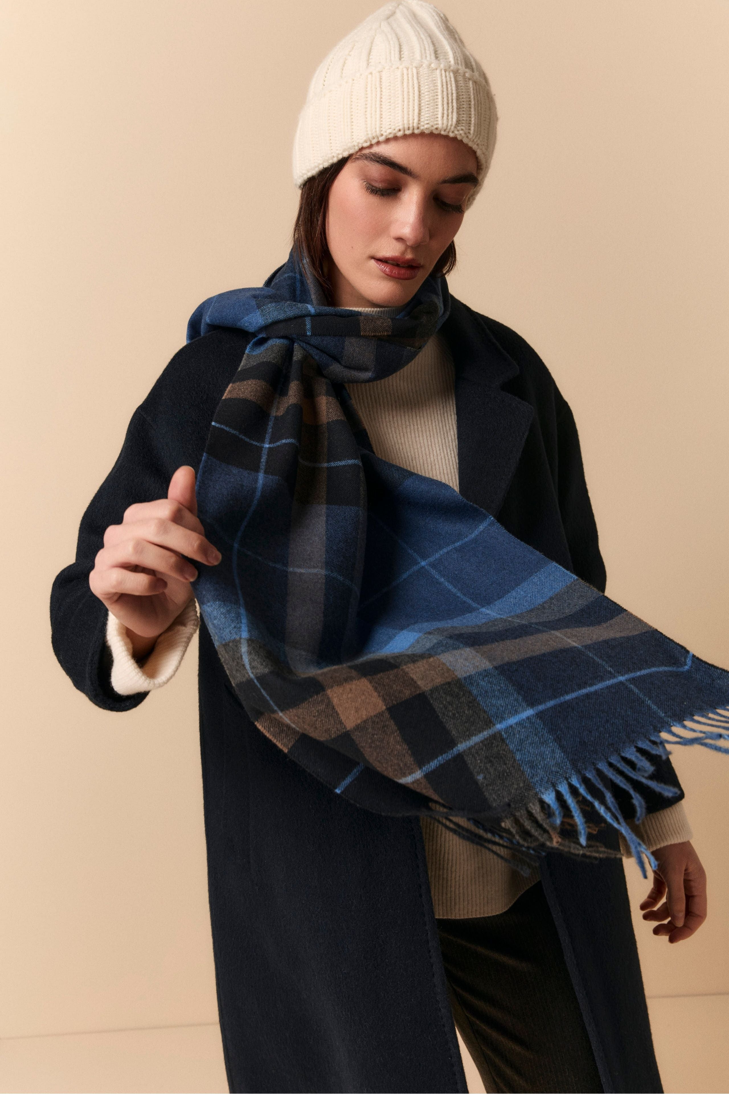 Check Scarf in Wool and Cashmere - -