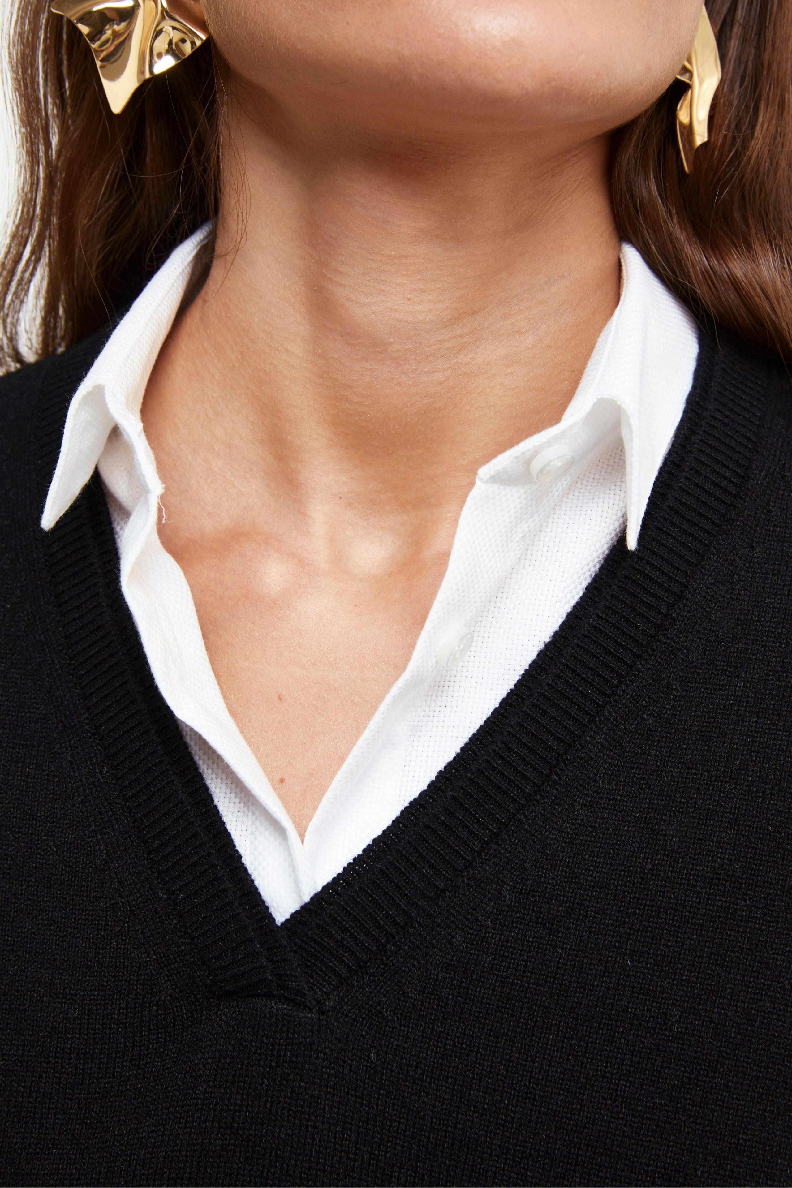 Silk and Cashmere V-Neck Pullover - BLACK