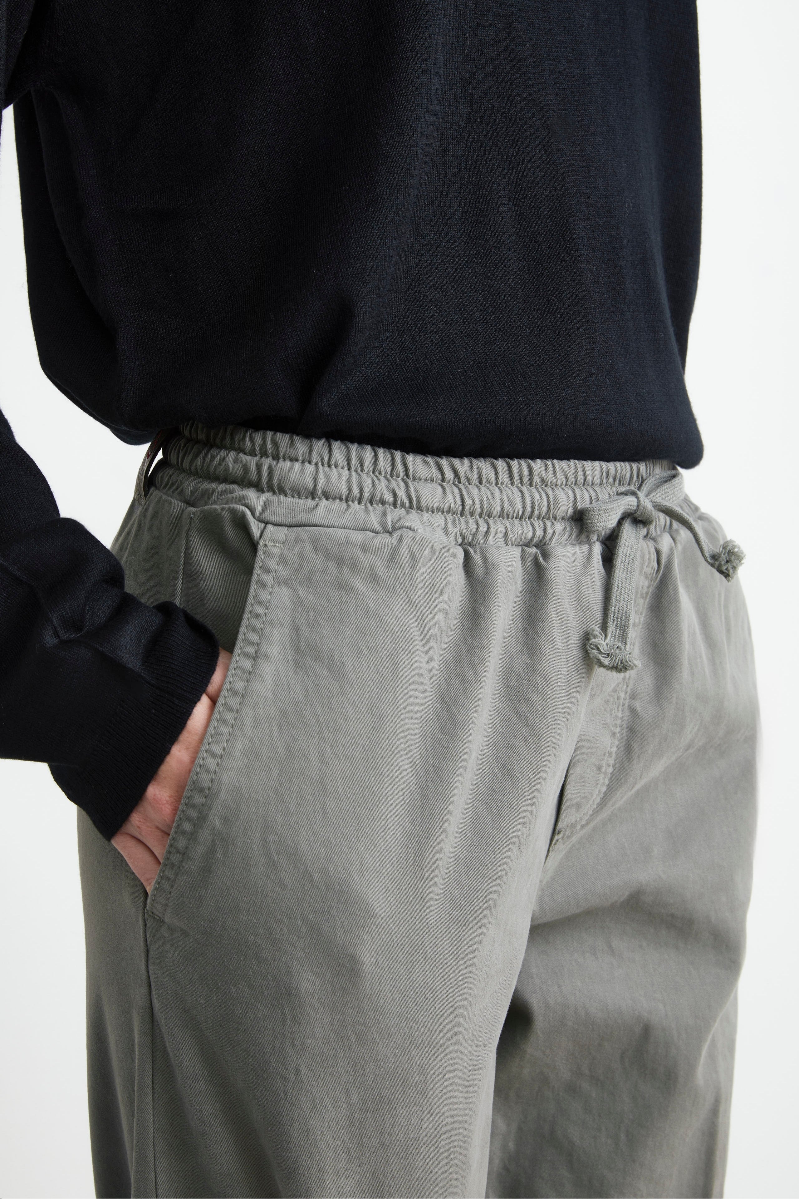 Drawstring Pants in Gabardine - Sage green