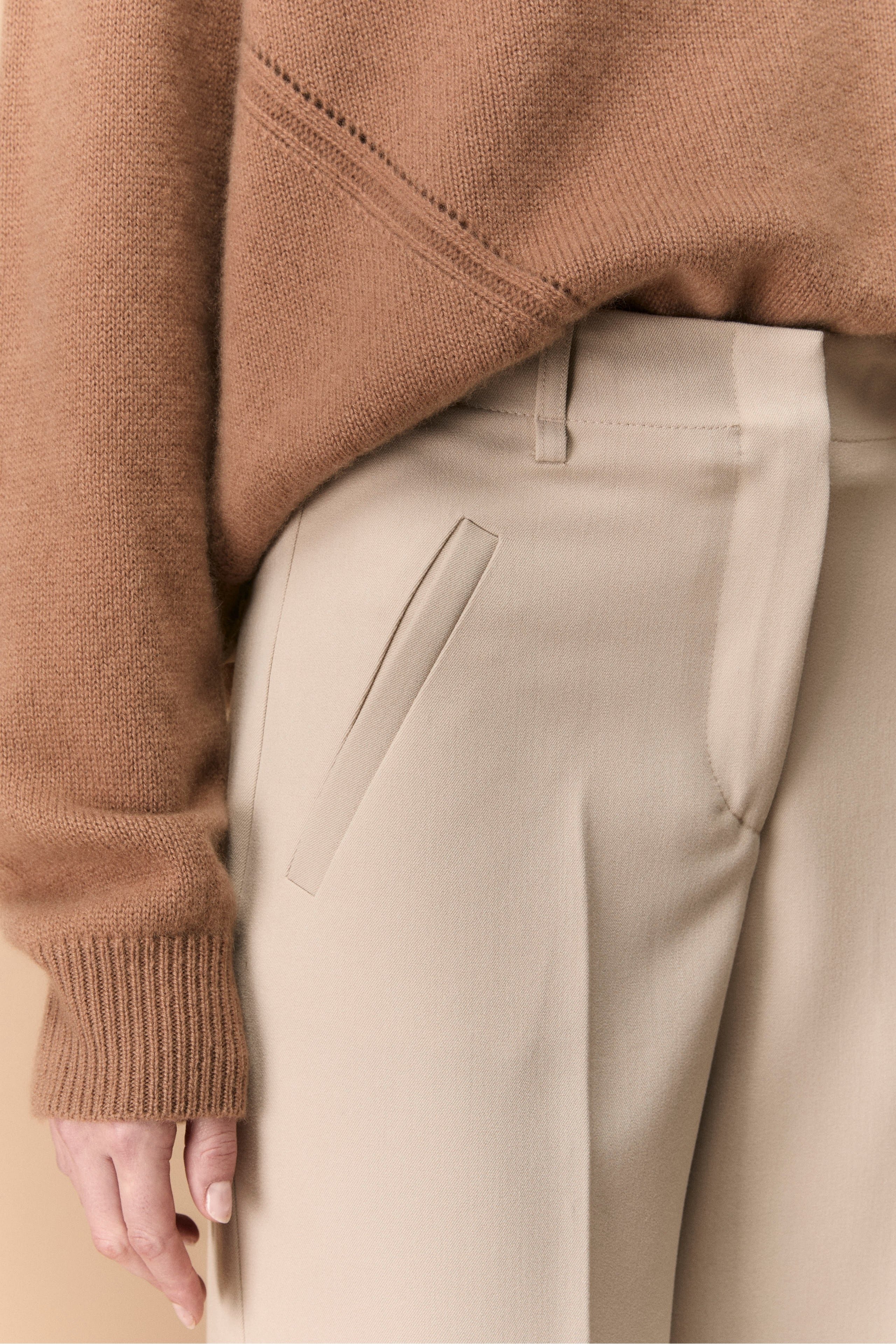 Pantalone a palazzo con piega - BEIGE