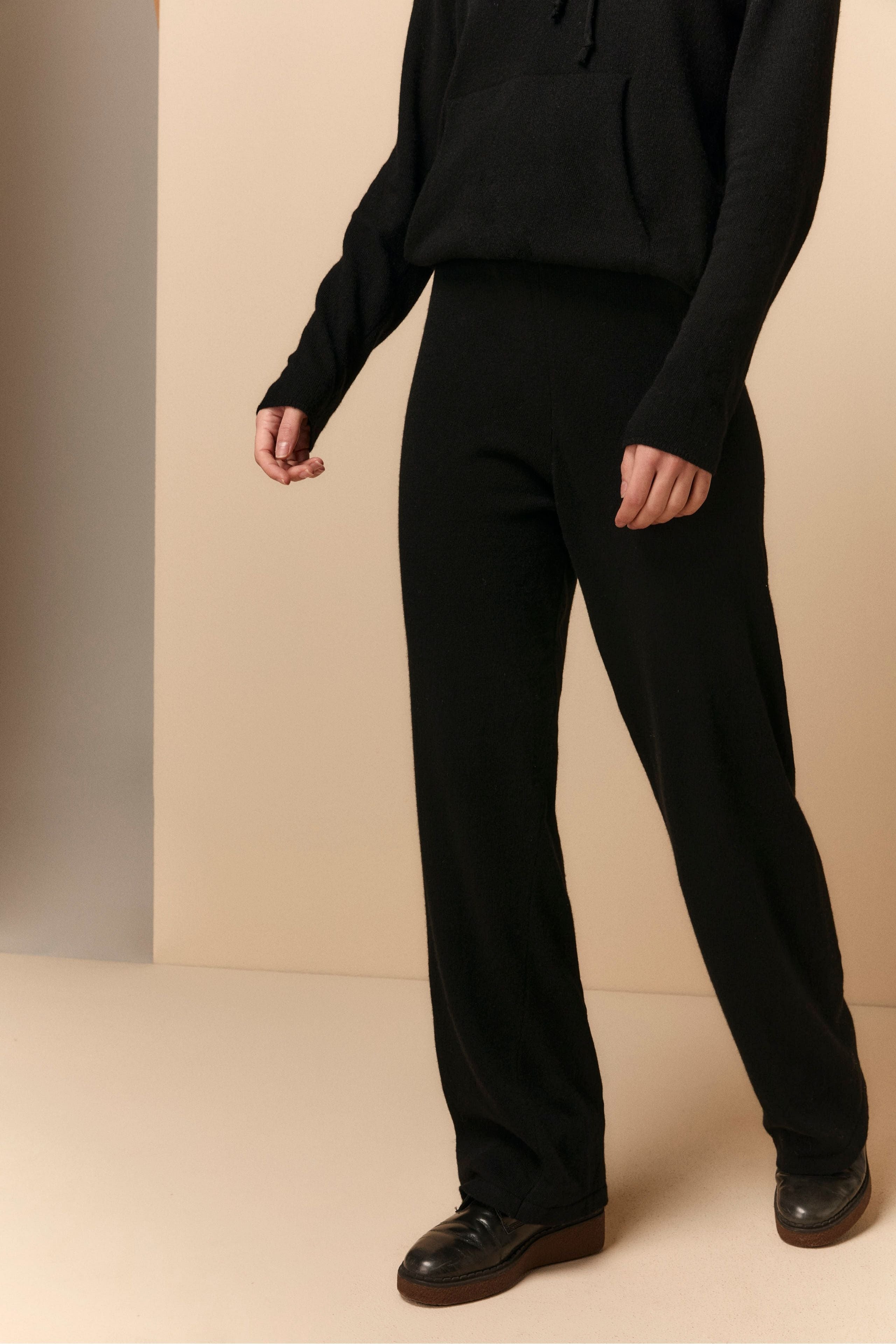 Cashmere jumpsuit - BLACK