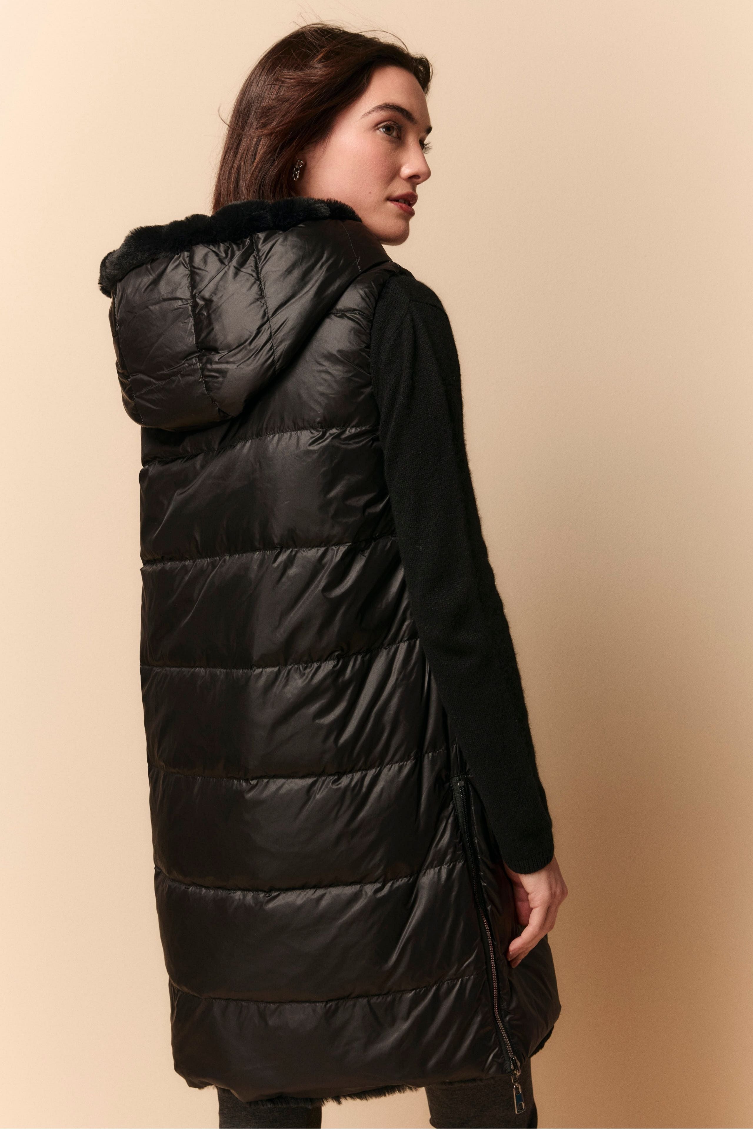 Gilet Reversibile con Pelliccia - NERO