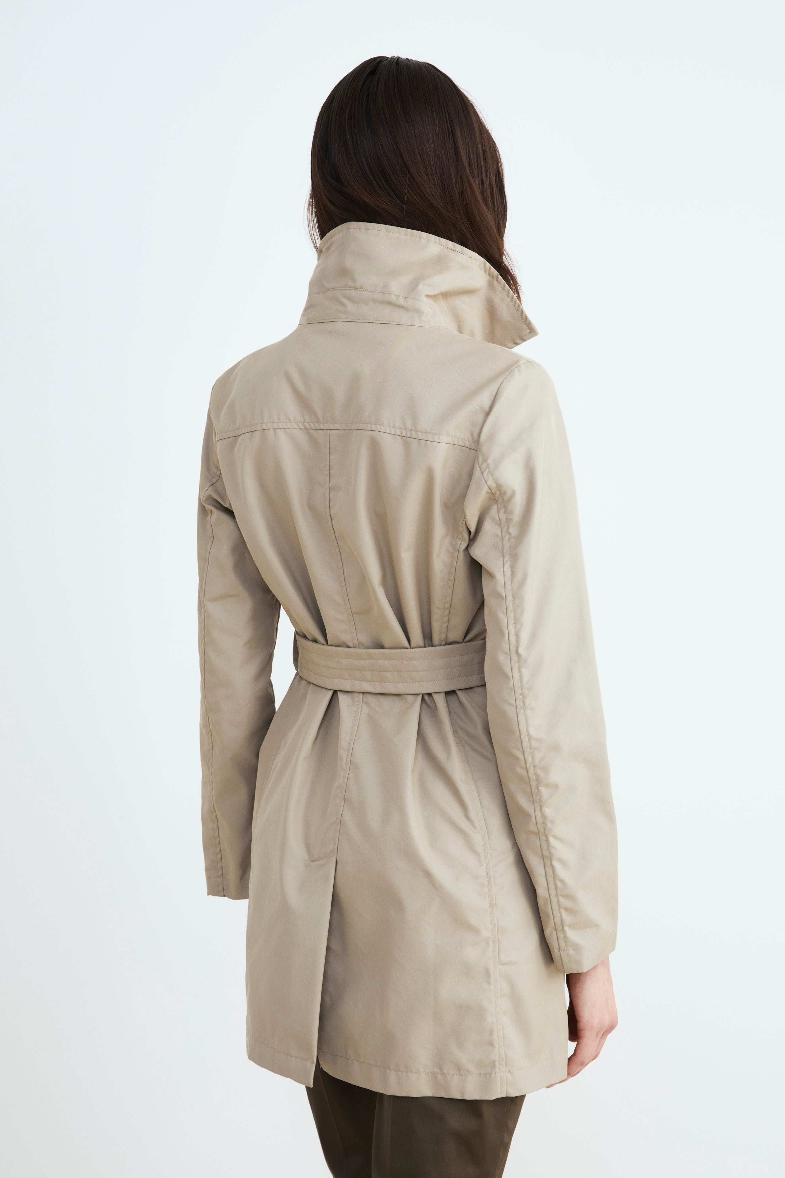 Elegant women’s trench coat - Sand brown