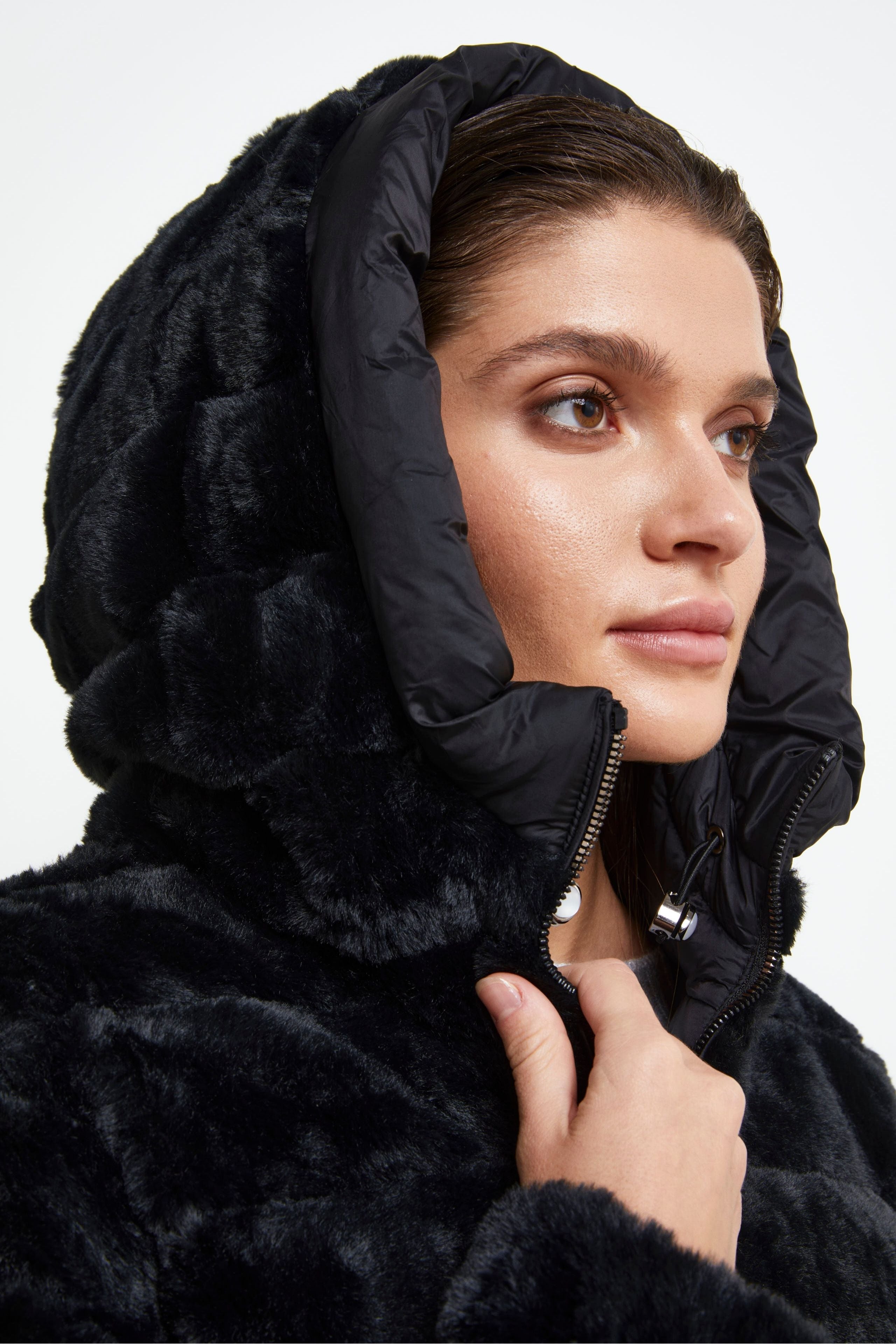 Reversible Down Jacket with Fur - BLACK