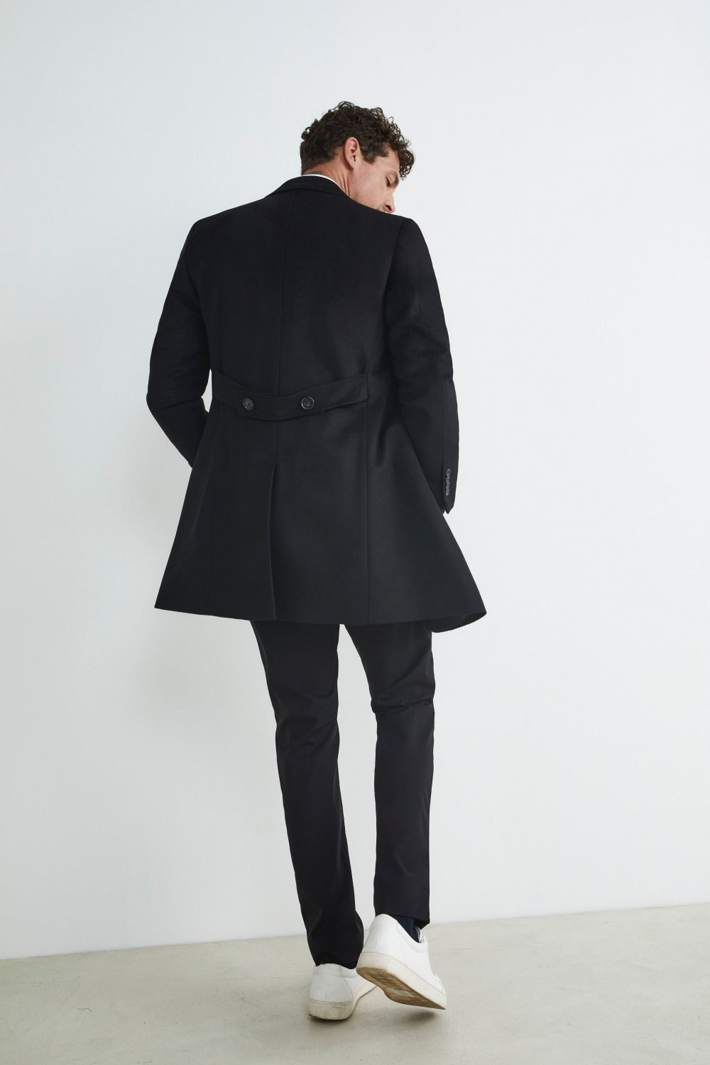 Wool and cashmere double-breasted coat - BLACK