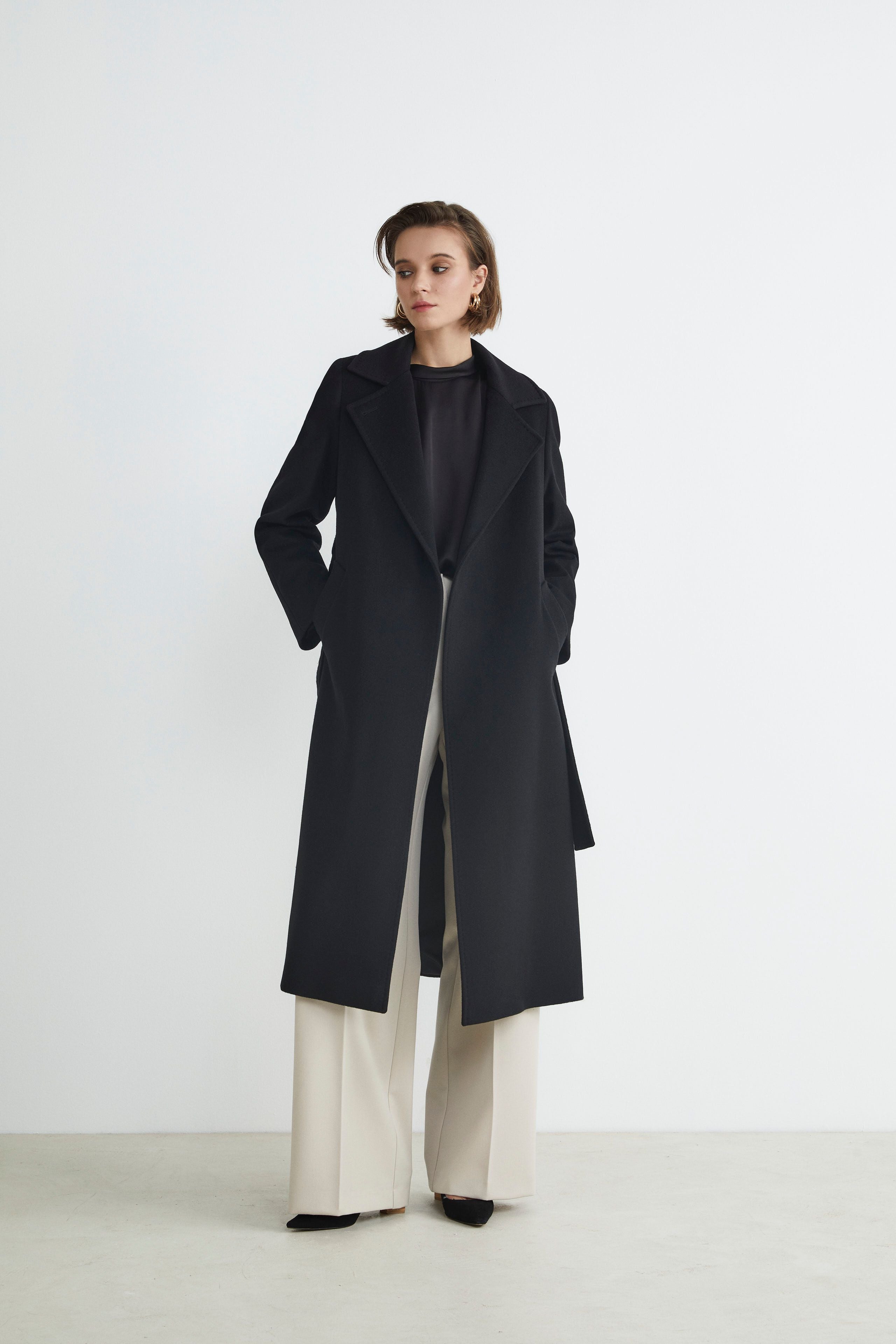 Long coat in wool and cashmere - BLACK