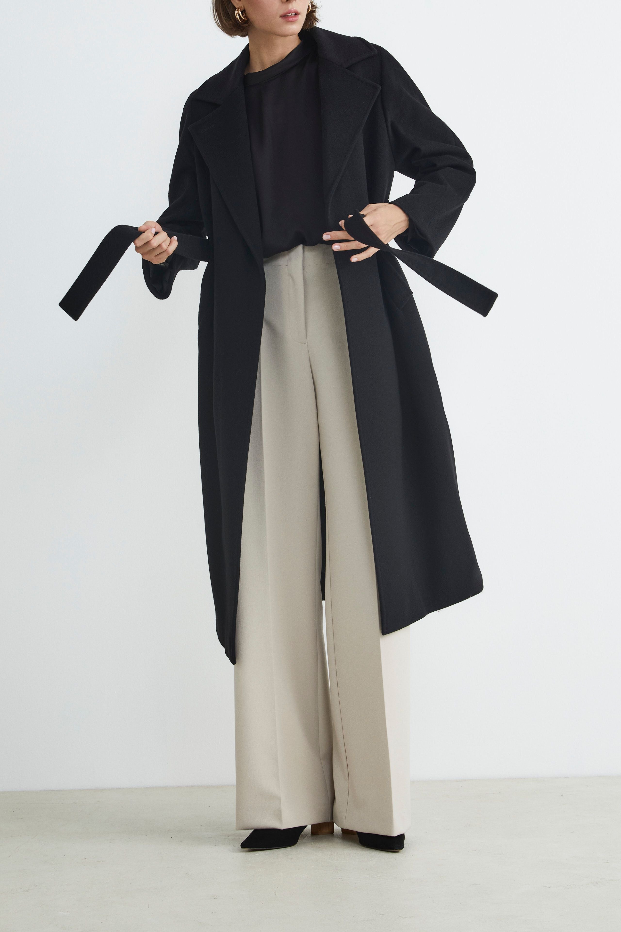 Long coat in wool and cashmere - BLACK