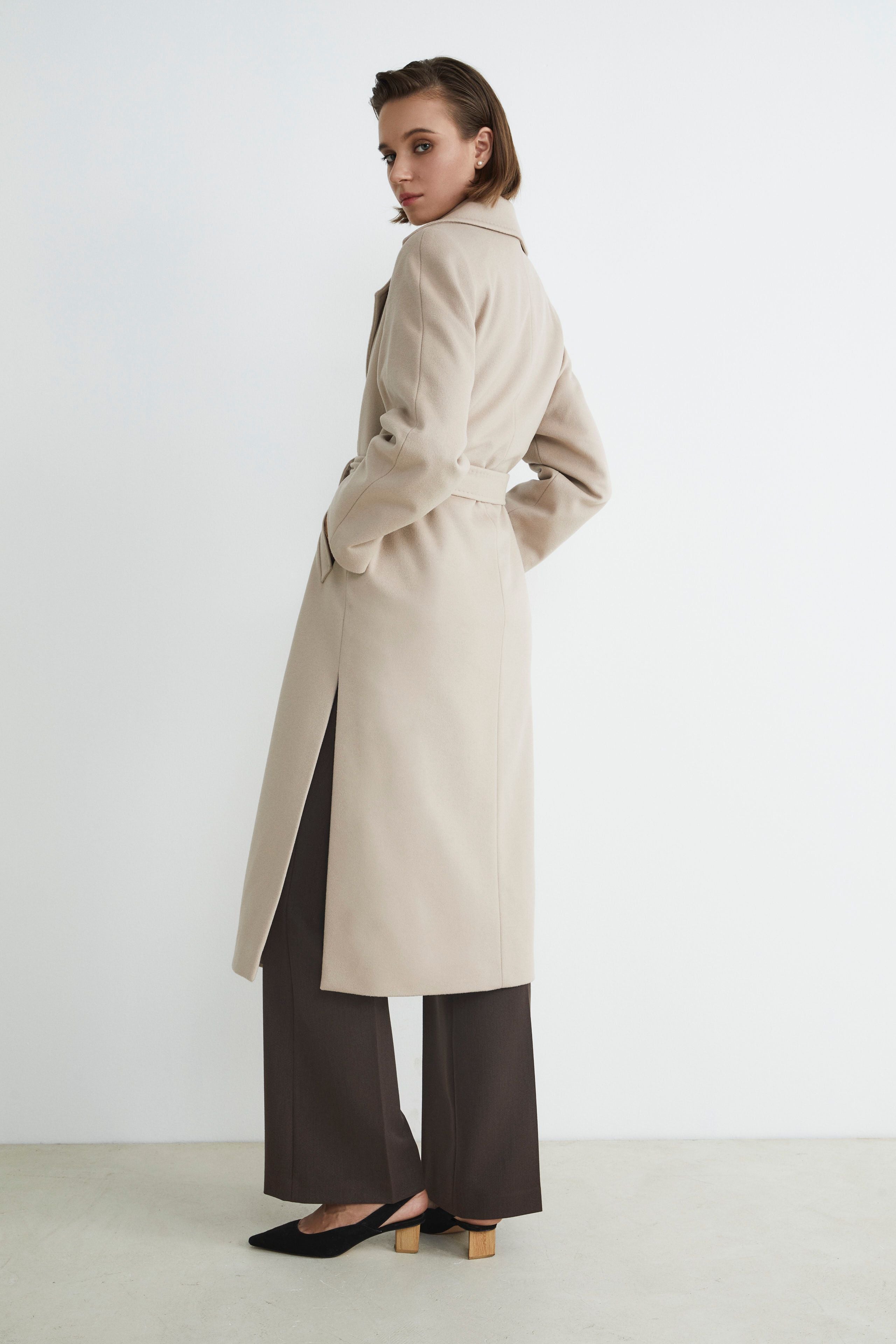 Long coat in wool and cashmere - Chalk white