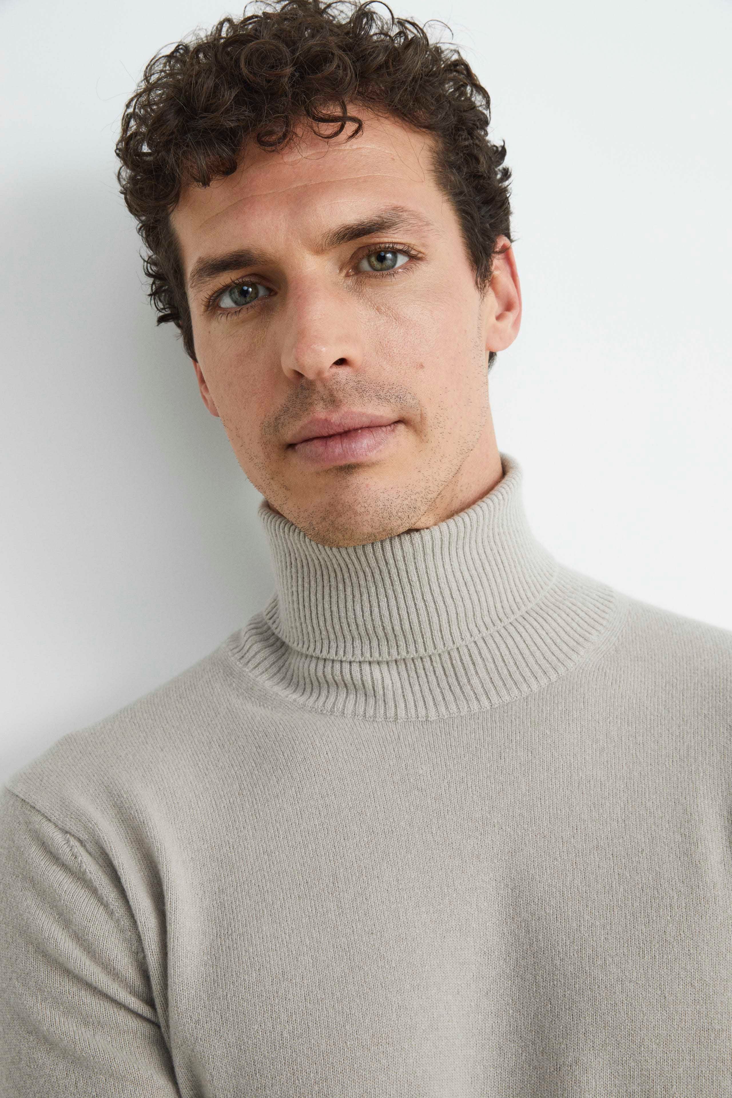 Wool and cashmere turtleneck - GREY