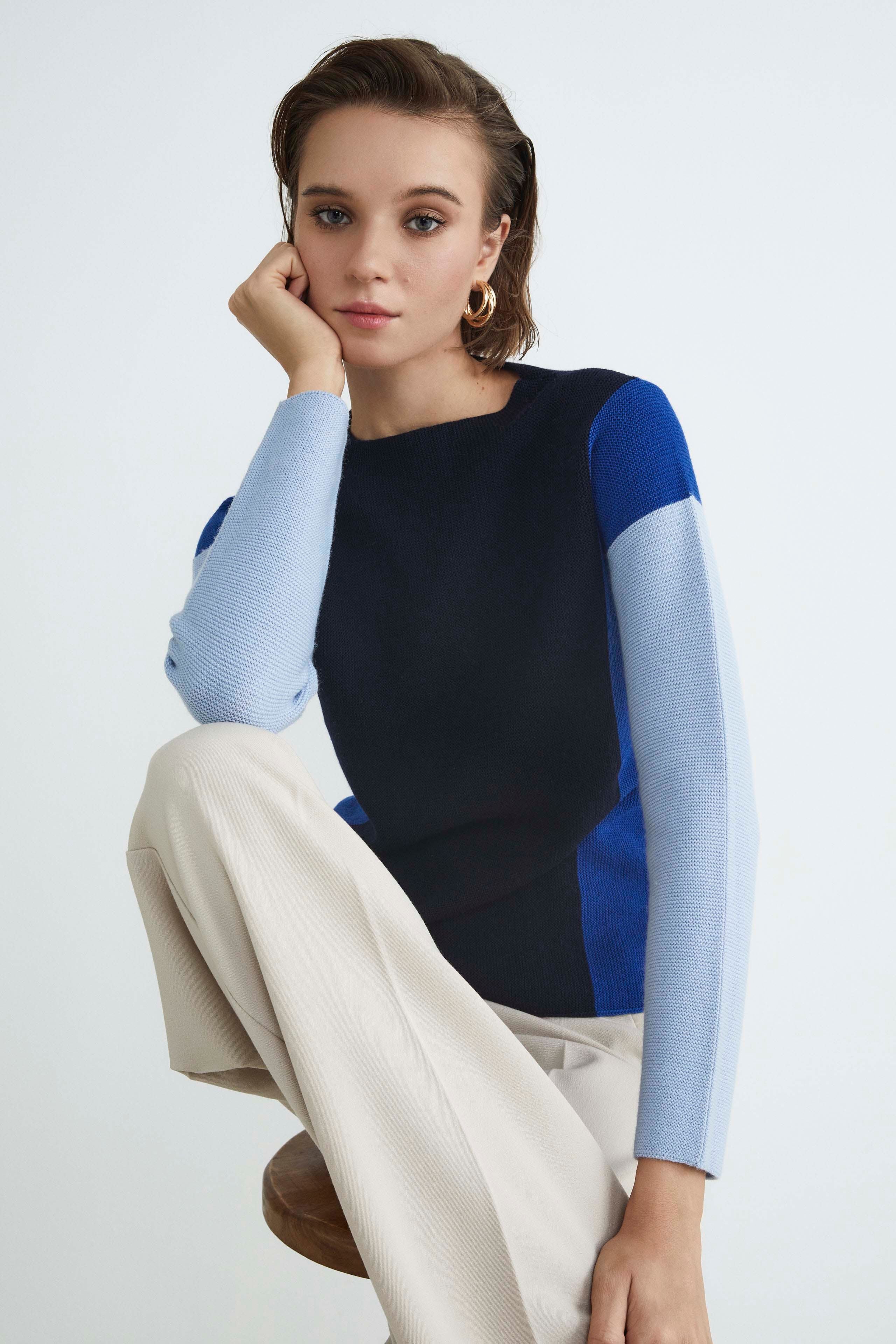 Colour block crew-neck sweater - BLUE