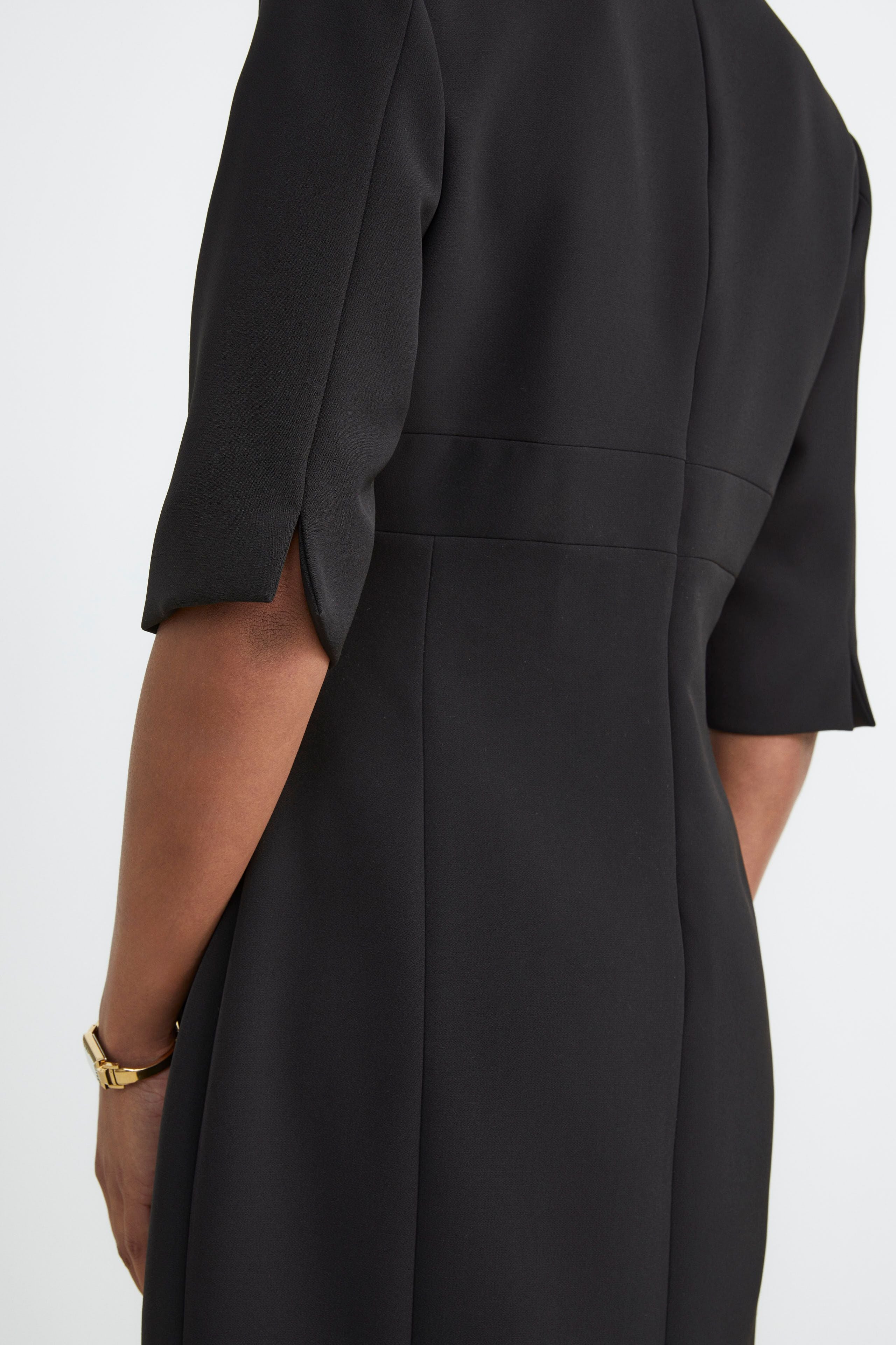 Elegant black sheath dress - BLACK